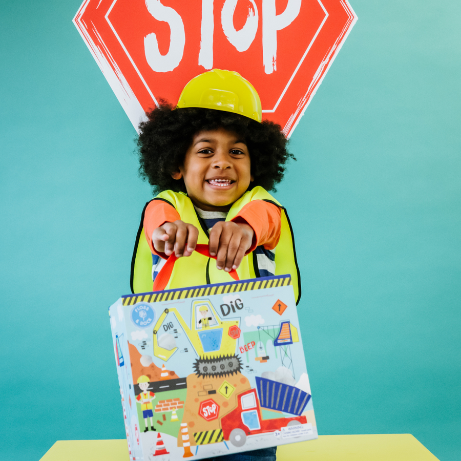 Playbox with Wooden Pieces - Construction